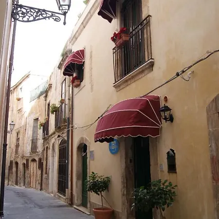 Il Labirinto 4* סירקוזה